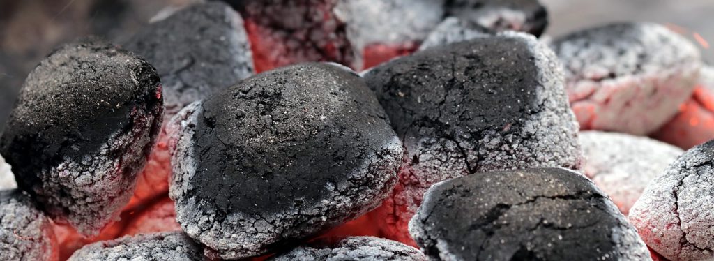 木炭也是一種無定形碳